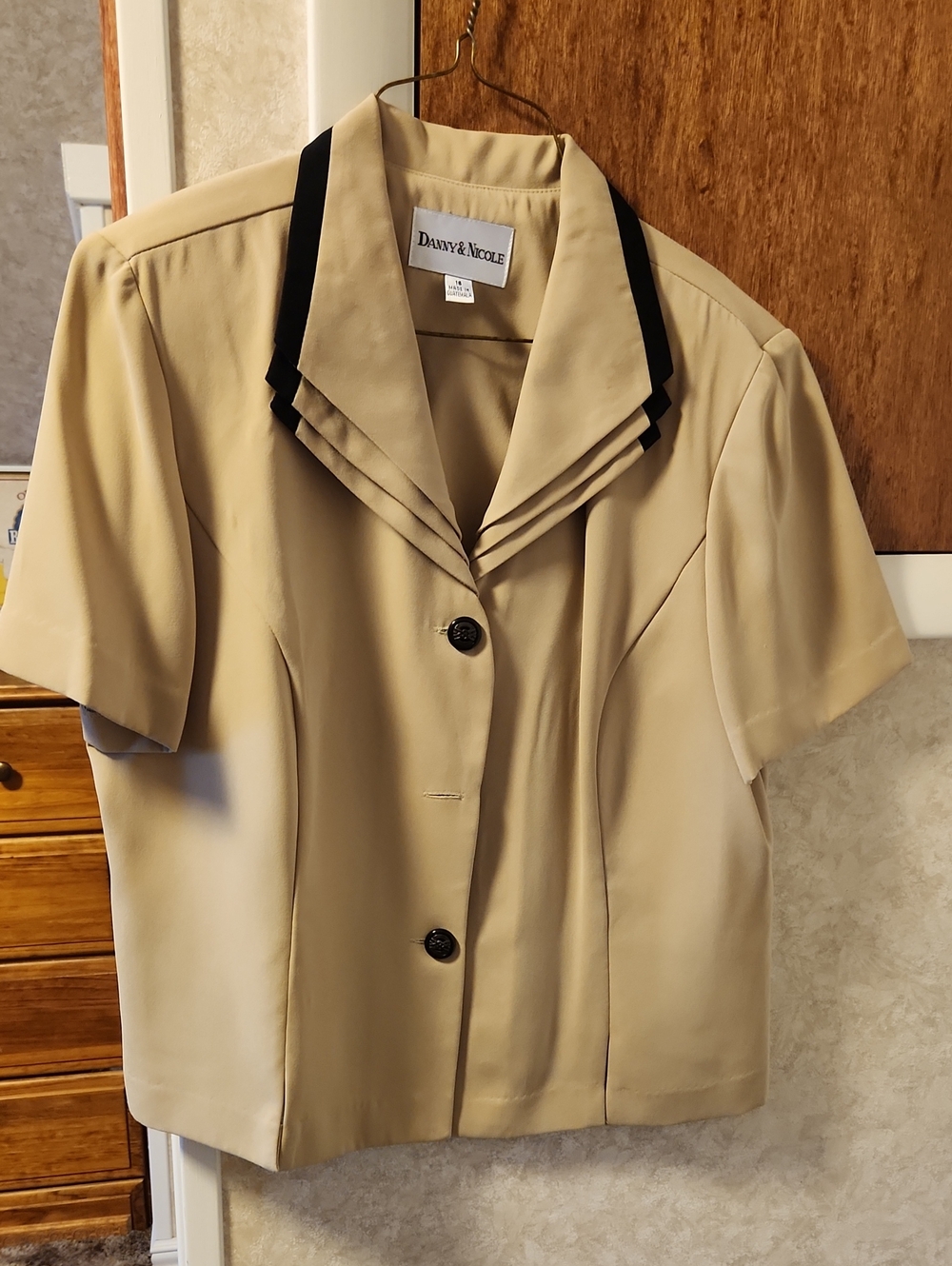 16-Danny & Nicole Beige Short Sleeve Button-Front Top with Black Trim List #113